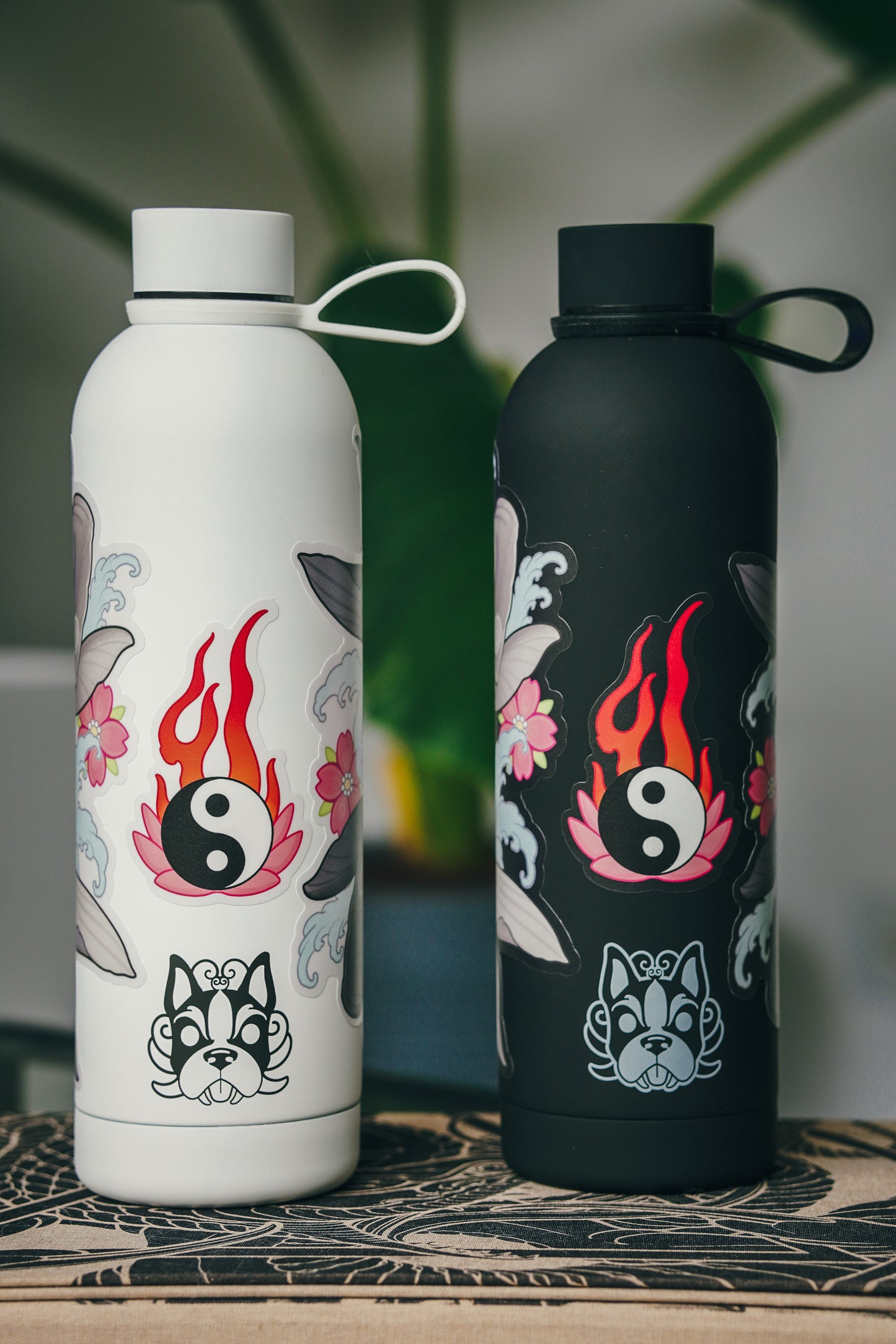 BOTELLA 750 ML ¨ YING YANG KOI¨